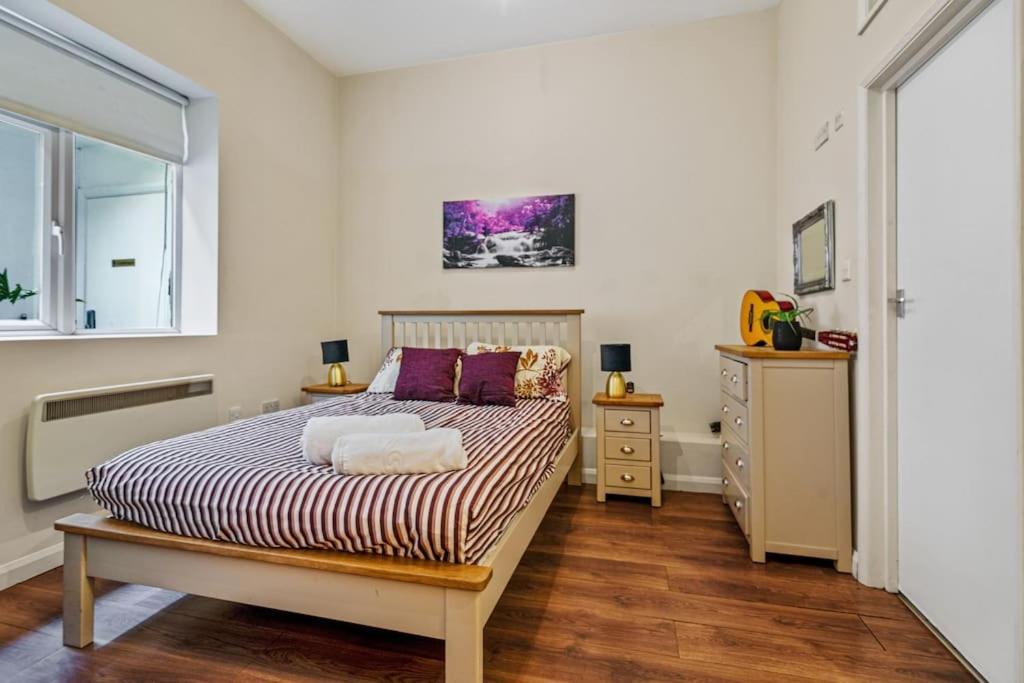 Two Bedroom With Patio Close To Hyde Park Ed4 Лондон Экстерьер фото